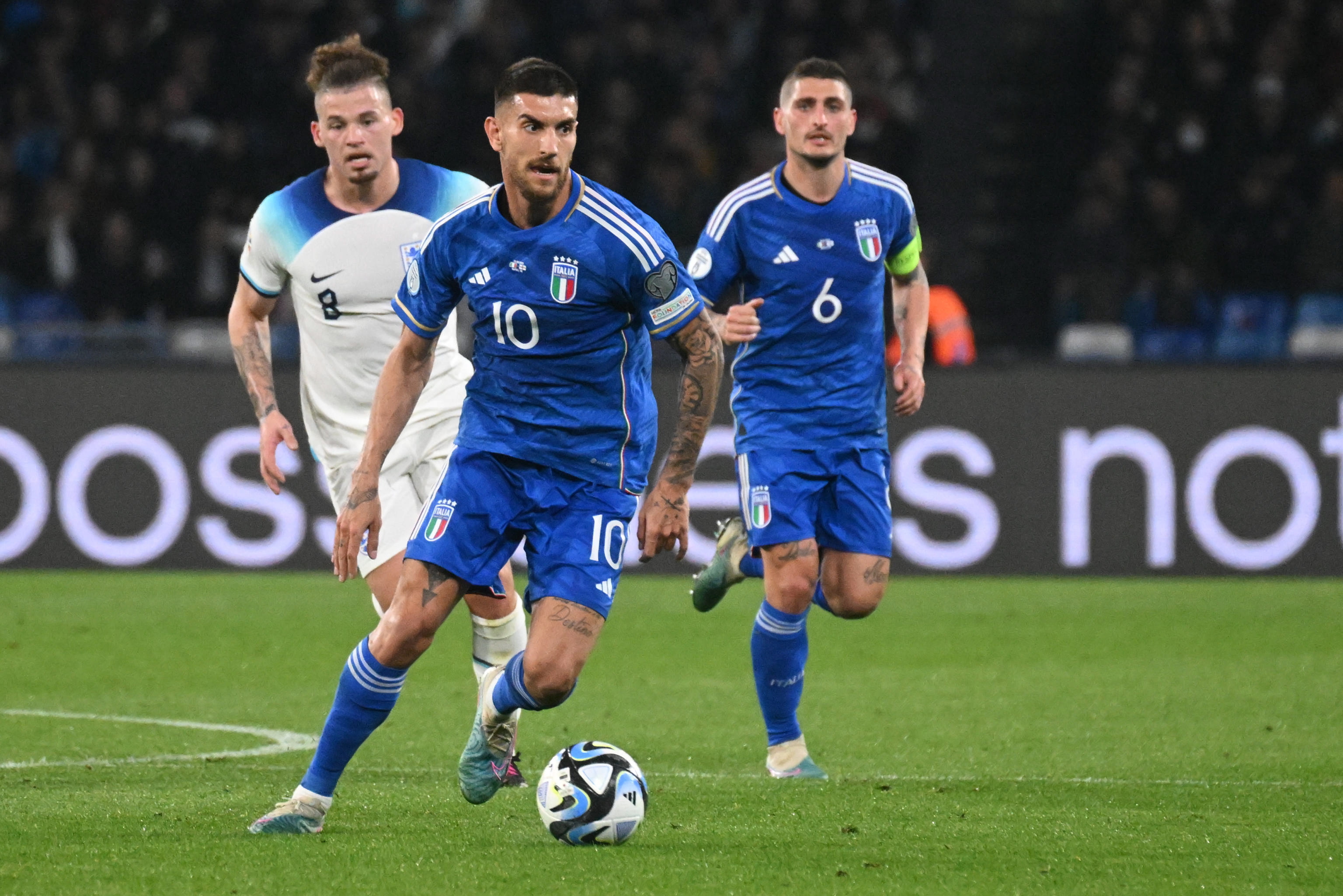 三亿体育体育下载-欧洲国家的足球比赛备受瞩目