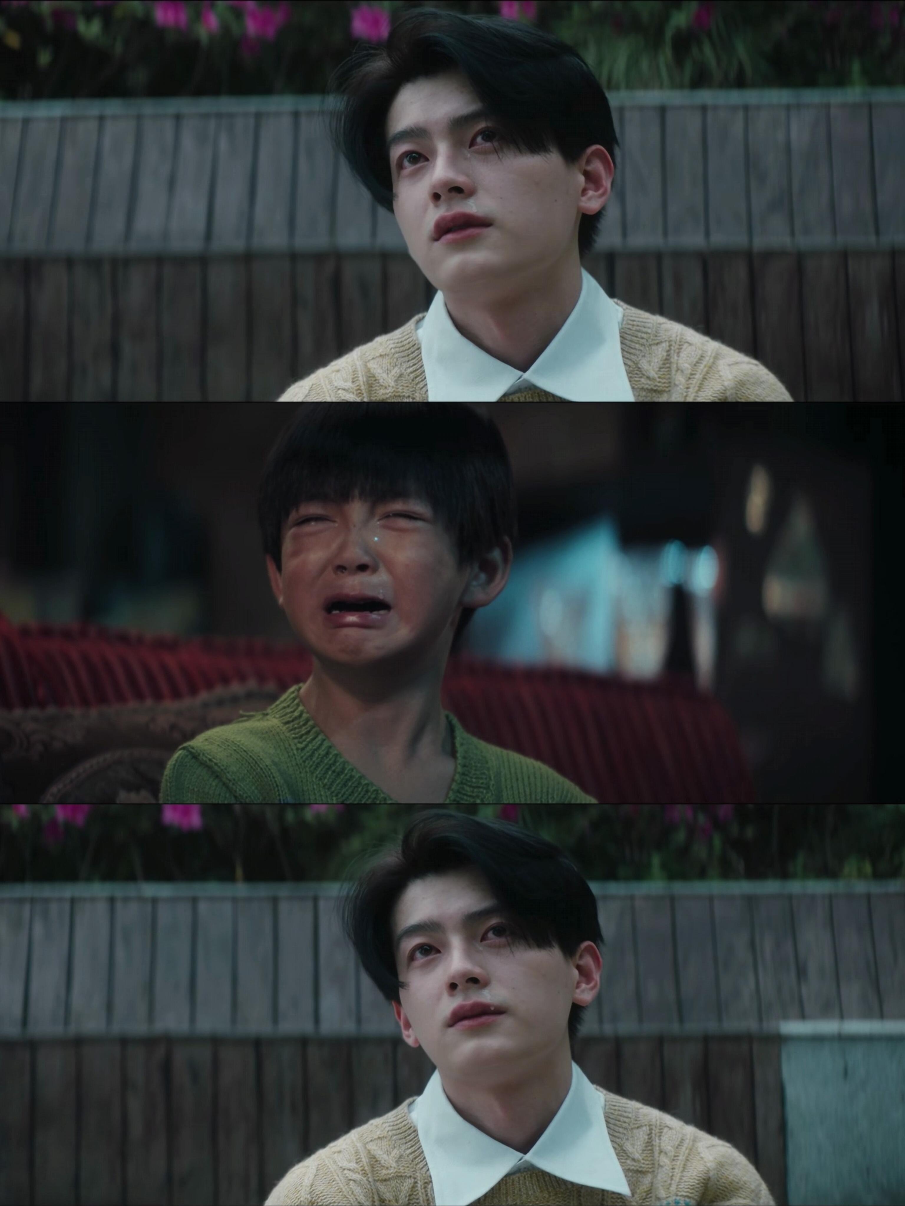 三亿体育体育地址-焦灼的等待：谁将在终场响起的哨声中笑到最后