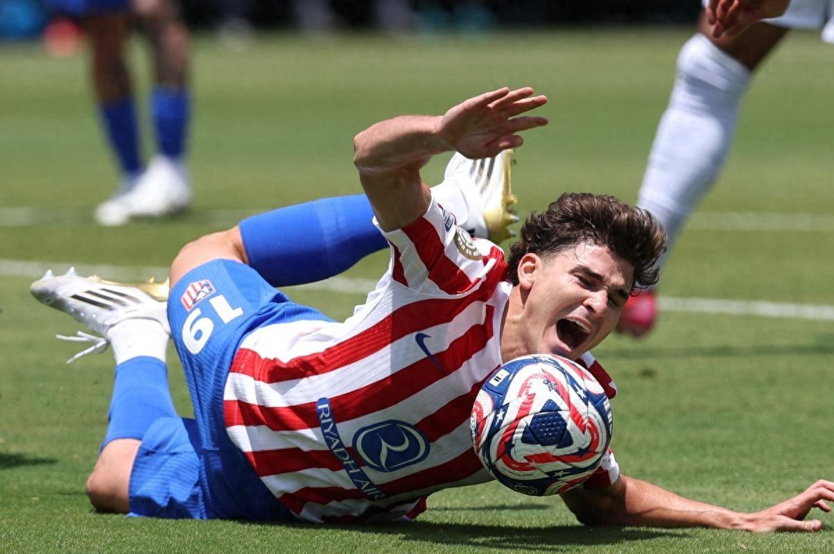 包含马竞三球落后，终场前逆袭赫塔菲的词条