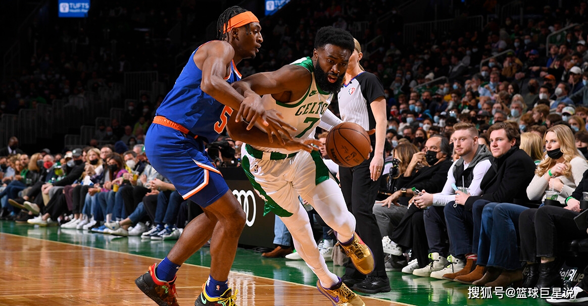 三亿体育体育新闻-尼克斯击败黄蜂，巴雷特发挥出色