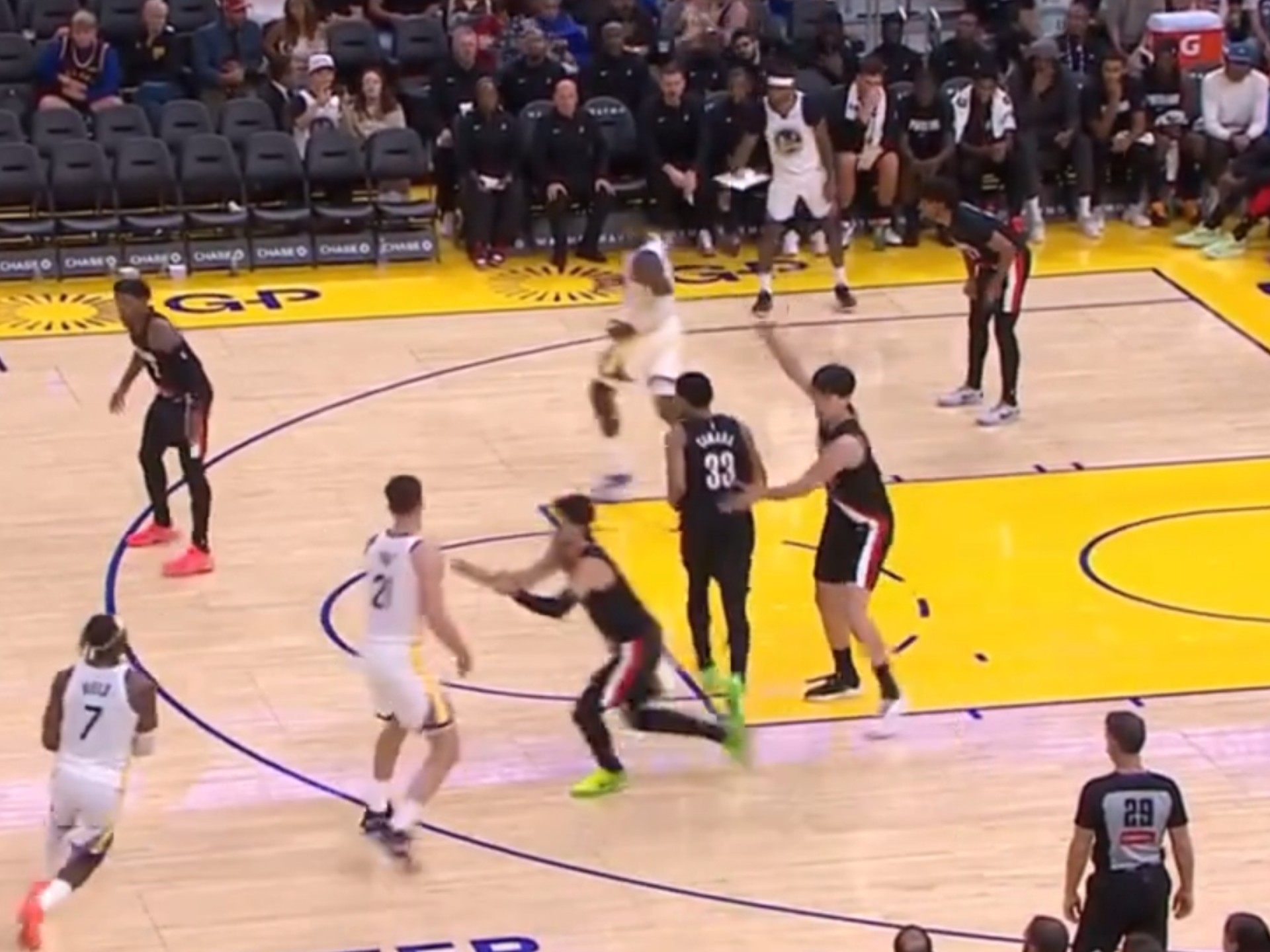 勇士相逢拳击比赛引爆热情的简单介绍 勇士相逢拳击比赛引爆热情的简单介绍